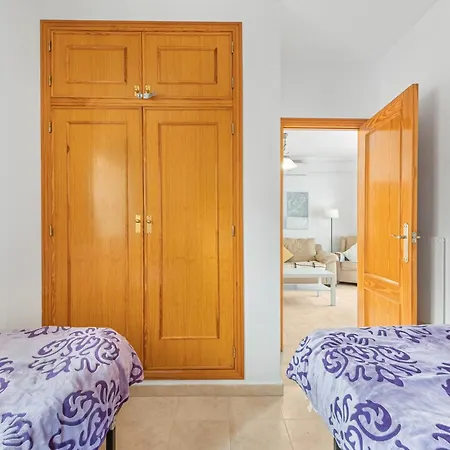 Zenia Apartman *